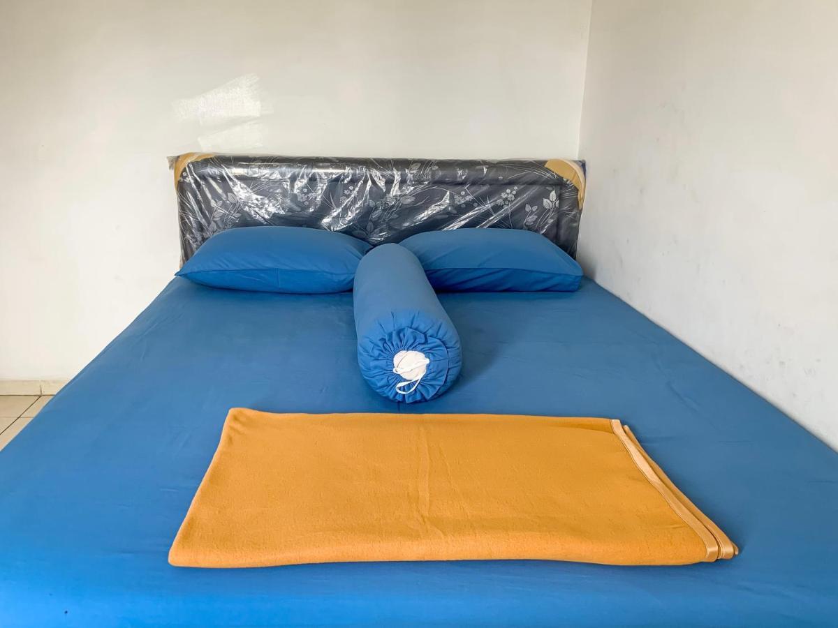 Beranda Istirahat Villa 4BR at Galaxy Resort Puncak Cikundul Bagian luar foto